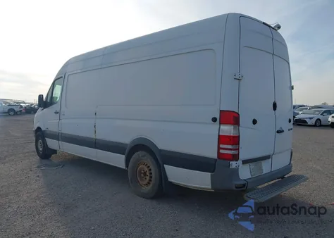 2012 Mercedes-Benz Sprinter 2500 High Roof z USA, uszkodzony, nr VIN WD3PE8CB9C5684480